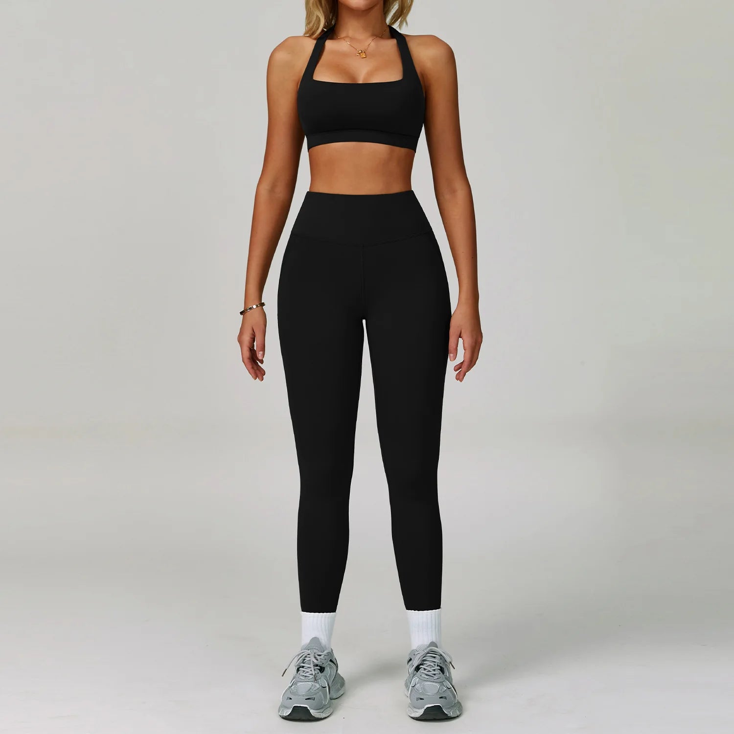 Conjunto Fitness Sculpt 2 Peças – Top e Legging de Alta Performance.